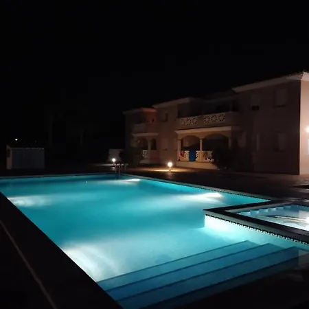 Apartment En La Playa De Riumar